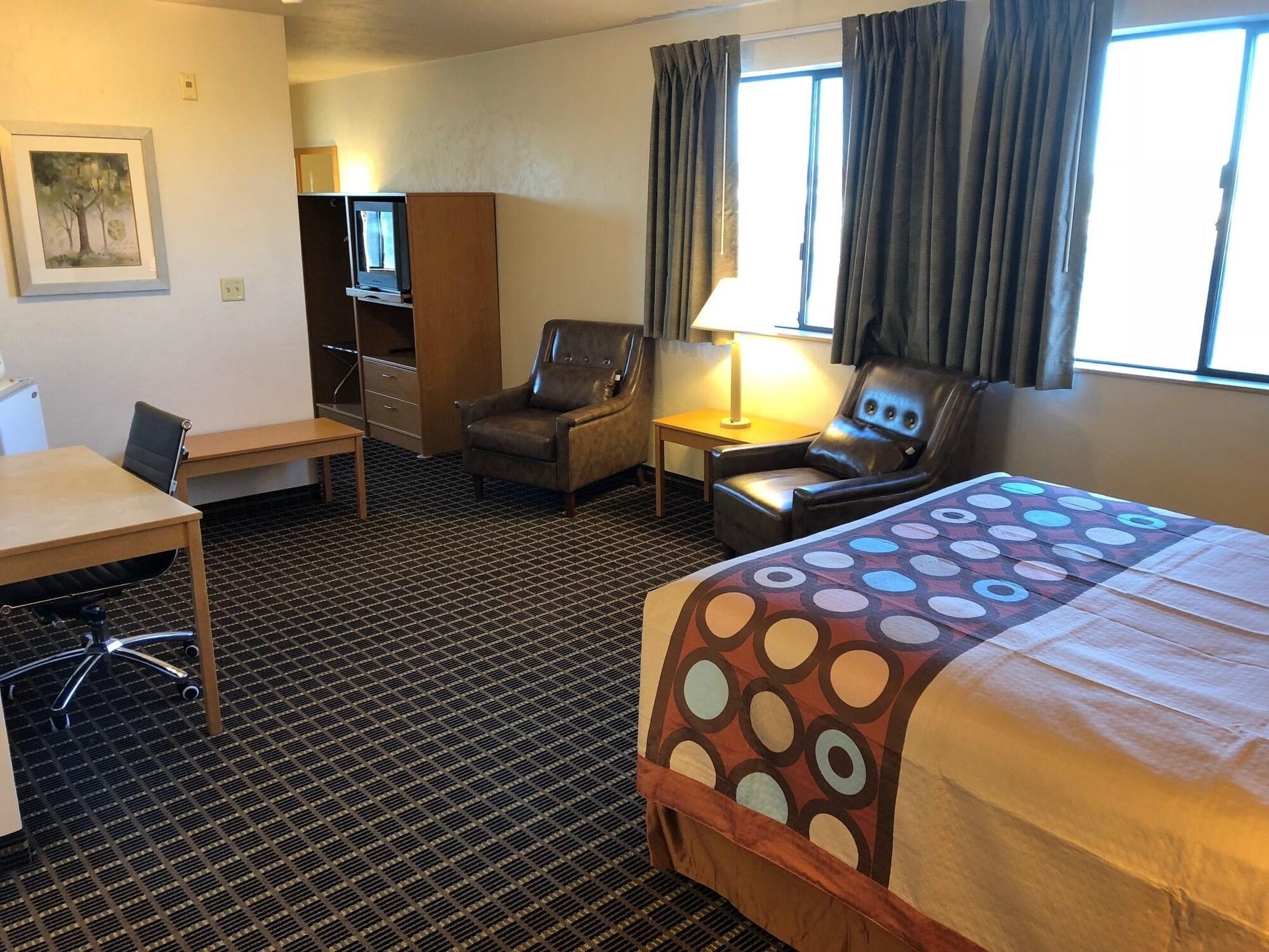 Super 8 By Wyndham Klamath Falls Dış mekan fotoğraf