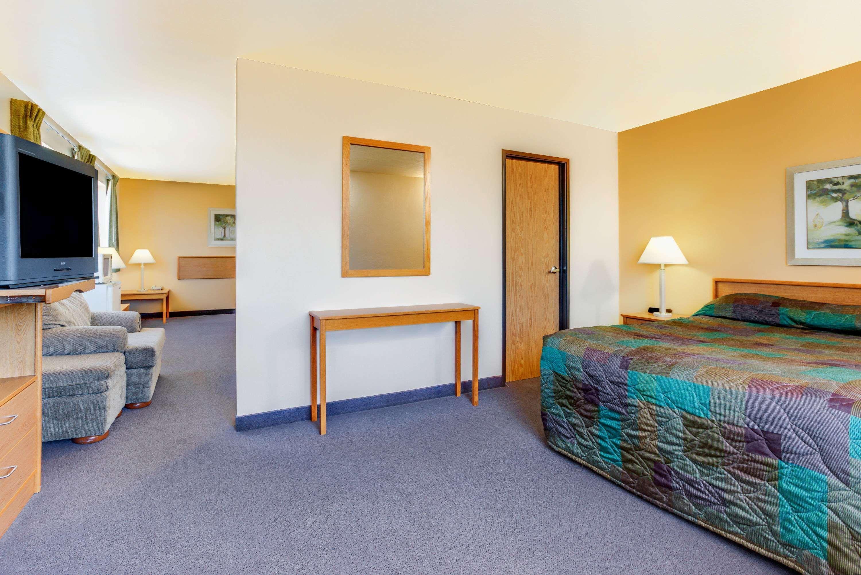Super 8 By Wyndham Klamath Falls Dış mekan fotoğraf